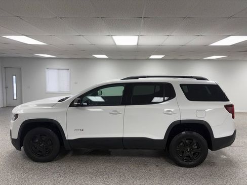 Used 2020 GMC Acadia AT4 image 4