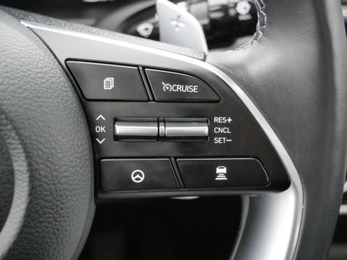 Used 2023 Hyundai Sonata Limited image 32