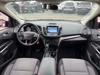 Used 2018 Ford Escape SE w/ SE SYNC Package video 2