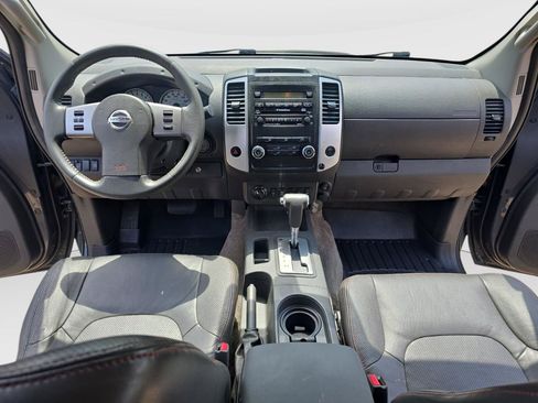 Used 2012 Nissan Frontier PRO-4X w/ Pro-4x Luxury Pkg AWD/4WD image 13