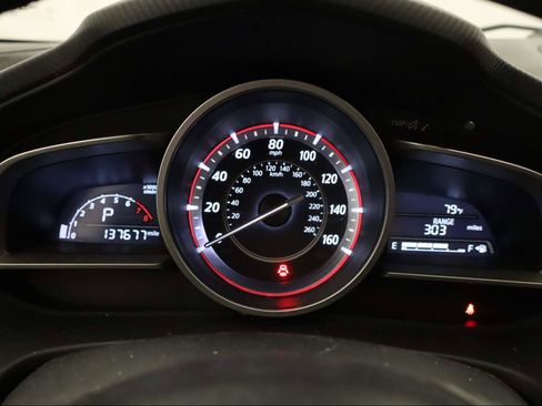 Used 2015 MAZDA MAZDA3 i Touring w/ Technology Package image 5