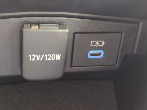 Used 2022 Toyota Corolla LE image 22