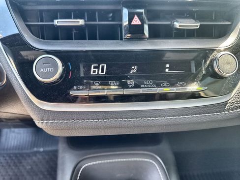 Used 2023 Toyota Corolla SE image 27