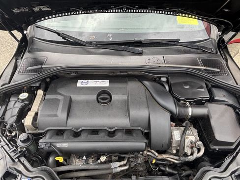 Used 2016 Volvo S60 T6 R-Design AWD/4WD image 29