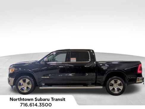 Used 2022 RAM 1500 Laramie AWD/4WD image 2