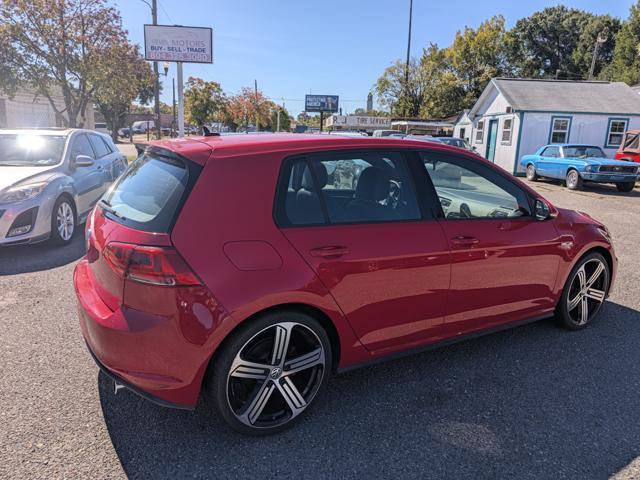 Used 2015 Volkswagen GTI SE FWD image 12