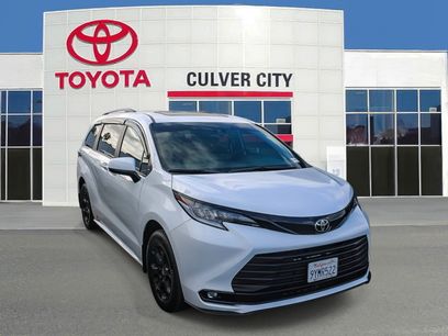 Used 2026 Toyota Sienna XLE Woodland Edition