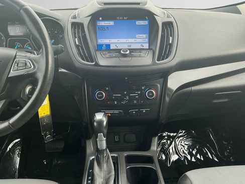 Used 2018 Ford Escape SE w/ SE Sport Appearance Package image 11