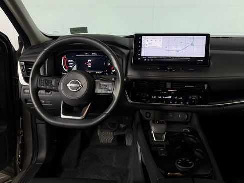 Used 2024 Nissan Rogue SL w/ SL Premium Package AWD/4WD image 14