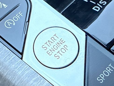 New 2026 BMW 330i Sedan w/ Convenience Package image 38