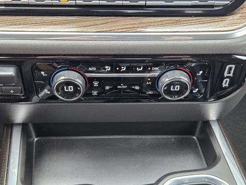 Used 2024 Chevrolet Silverado 1500 LT Trail Boss w/ Protection Package image 17