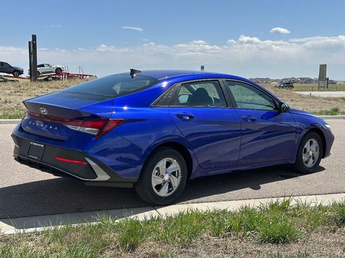 New 2025 Hyundai Elantra SE w/ Cargo Package image 4