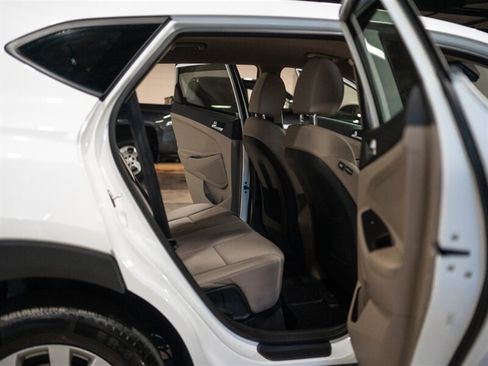 Used 2019 Hyundai Tucson SE FWD image 27