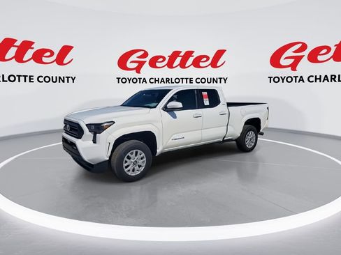 New 2025 Toyota Tacoma SR5 image 4