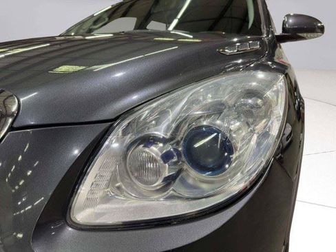 Used 2011 Buick Enclave CX FWD image 11