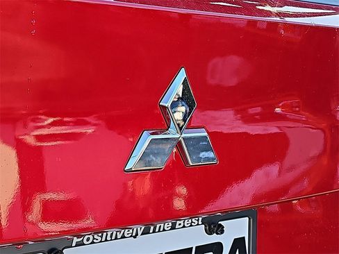 New 2026 Mitsubishi Outlander SE image 21