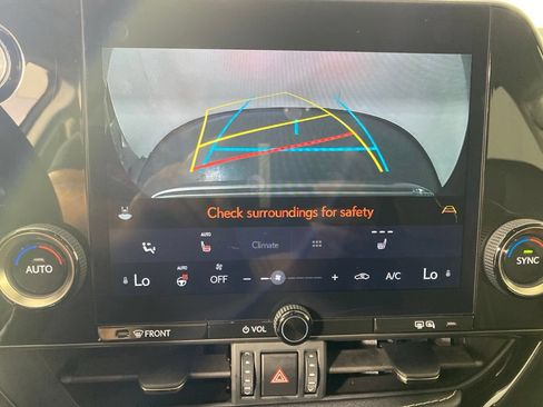 Used 2022 Lexus NX 350h AWD image 19