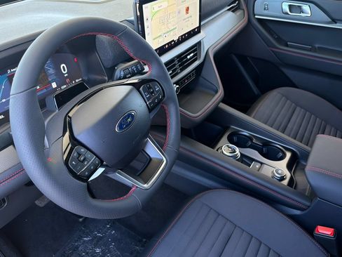New 2026 Ford Explorer ST-Line w/ ST-Line Street Pack AWD/4WD image 10