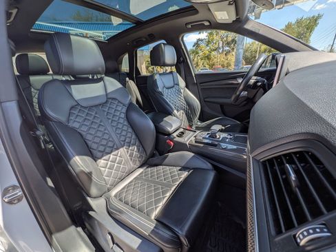 Used 2020 Audi SQ5 Premium Plus w/ Premium Plus Package image 11