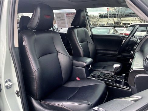 Used 2023 Toyota 4Runner TRD Off-Road Premium image 7