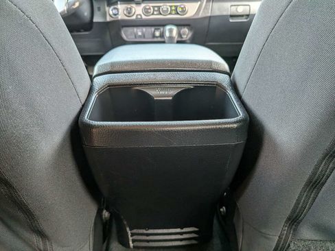 Used 2023 Toyota Tacoma SR5 AWD/4WD image 17