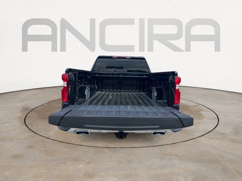 Used 2025 Chevrolet Silverado 1500 LTZ w/ Z71 Off-Road Package AWD/4WD image 12