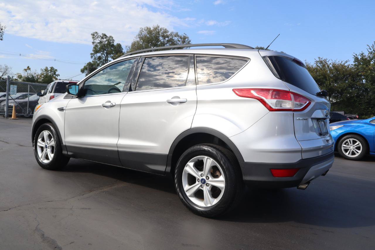 Used 2014 Ford Escape SE w/ Equipment Group 201A AWD/4WD image 3