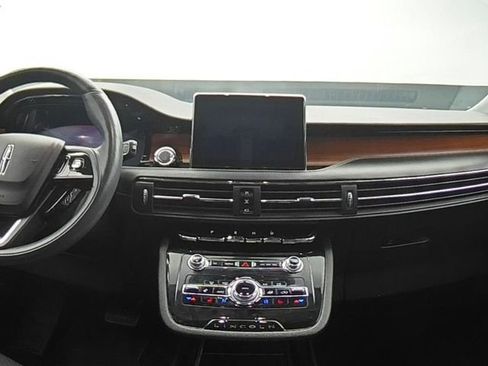 Used 2021 Lincoln Corsair Reserve w/ Equipment Group 201A image 20