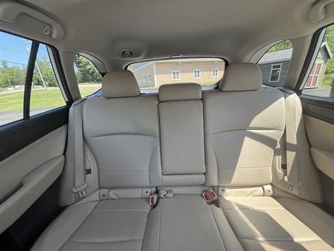 Used 2017 Subaru Outback 3.6R Limited AWD/4WD image 30