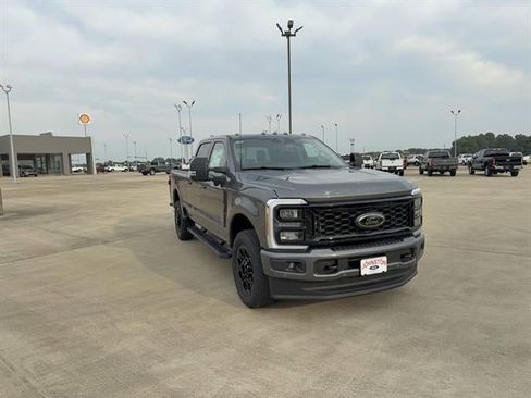 New 2026 Ford F250 Lariat w/ Black Appearance Package image 2