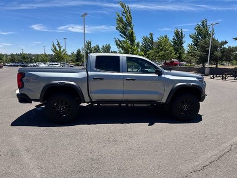 Used 2023 Chevrolet Colorado Trail Boss w/ Technology Package AWD/4WD image 6