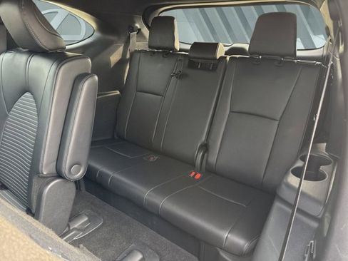 Used 2024 Toyota Highlander XSE image 29