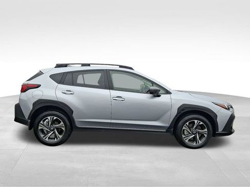Used 2025 Subaru Crosstrek 2.0i Premium image 7