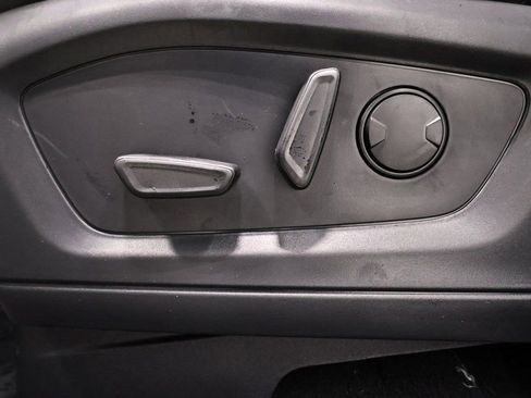 New 2026 Ford Explorer Active w/ Active Comfort Package image 12