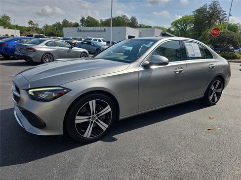 Used 2022 Mercedes-Benz C 300 Sedan image 6