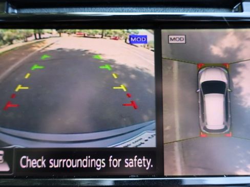 Used 2018 Nissan Rogue SL AWD/4WD image 35
