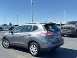 Used 2015 Nissan Rogue S image 5