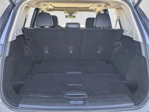 Used 2022 Nissan Rogue SL w/ SL Premium Package FWD image 6