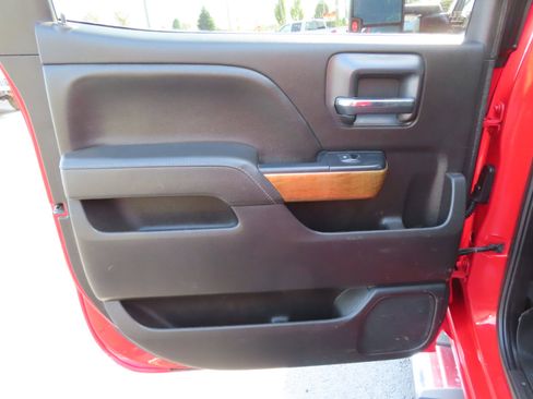 Used 2018 Chevrolet Silverado 2500 LTZ w/ Duramax Plus Package image 41