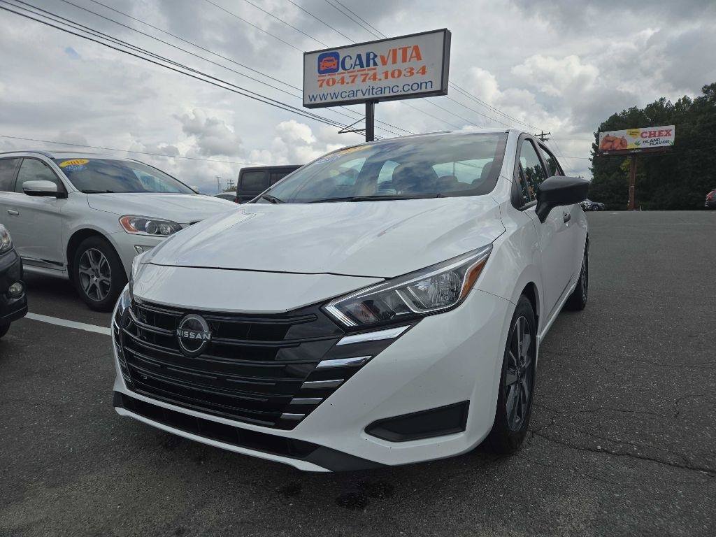 Used 2023 Nissan Versa S w/ S Plus Package FWD image 1