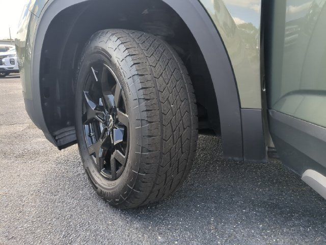 Used 2024 Volkswagen Atlas Peak Edition SEL AWD/4WD image 41