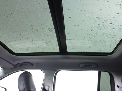 Used 2022 Jeep Grand Cherokee Limited 4xe image 32