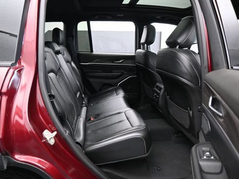 Used 2024 Jeep Grand Cherokee Limited 4xe AWD/4WD image 41