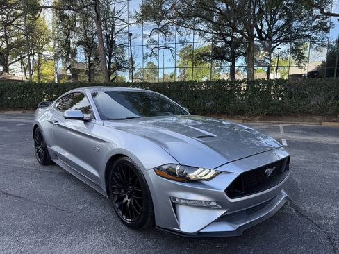 Used 2021 Ford Mustang GT Premium image 10
