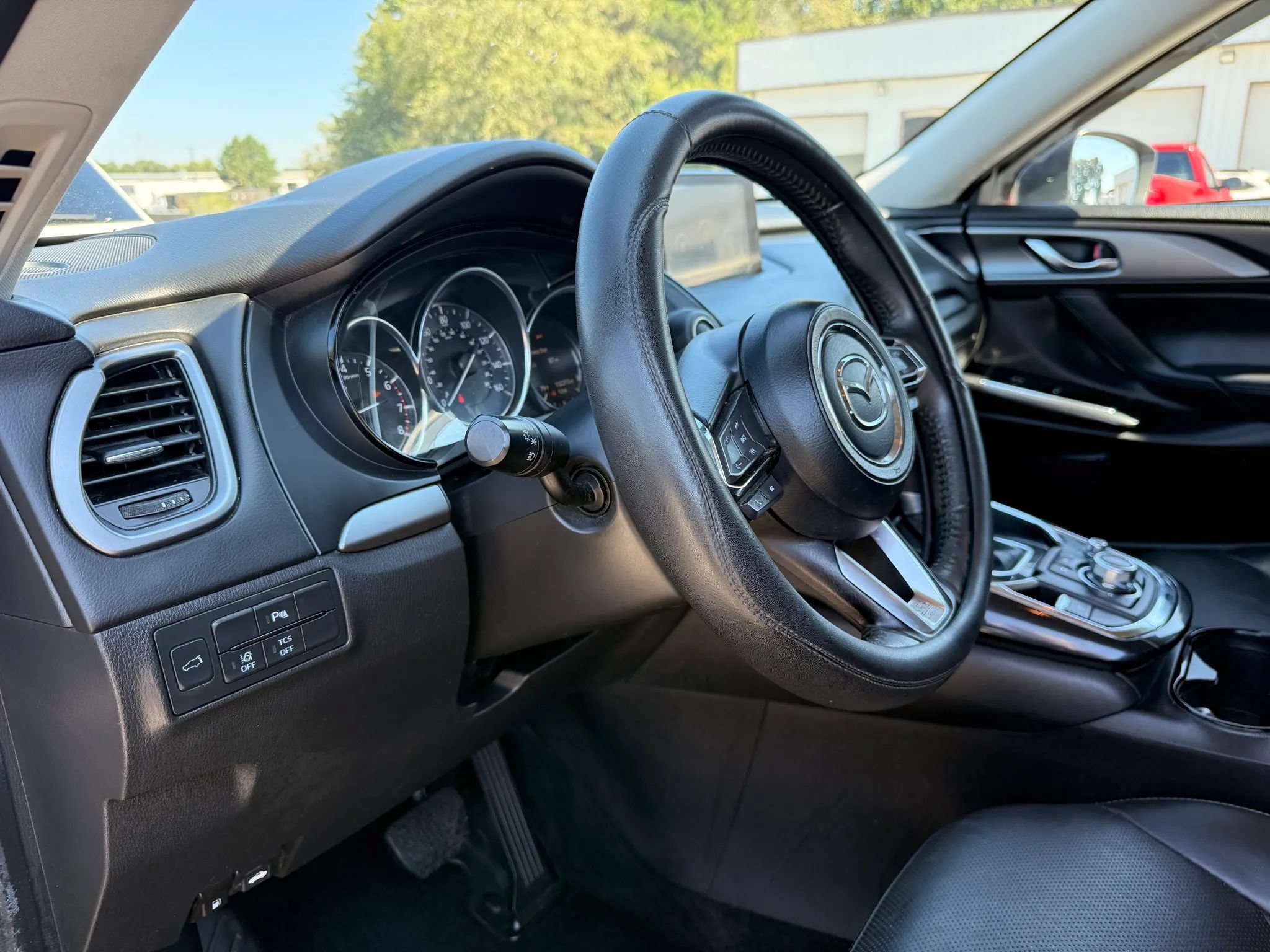 Used 2018 MAZDA CX-9 Touring w/ Touring Premium Package AWD/4WD image 17