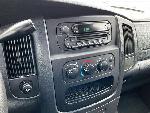 Used 2005 Dodge Ram 1500 Truck SLT image 24