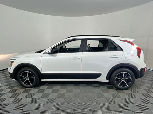 New 2026 Kia Niro EX w/ EX Premium Package image 8