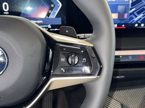 Used 2025 BMW X3 xDrive30i w/ Premium Package image 18