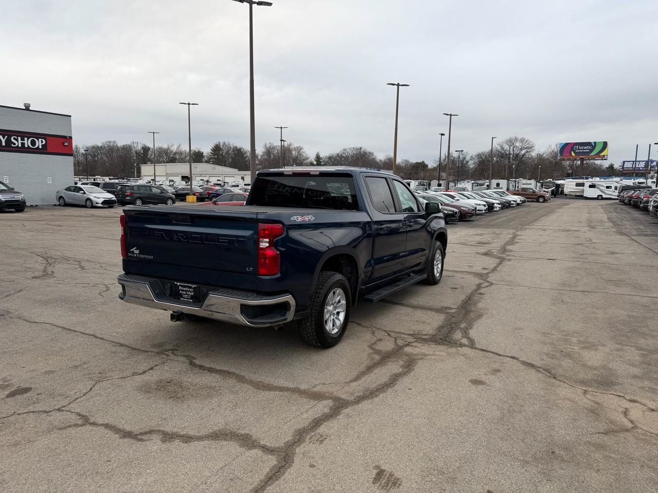 Used 2020 Chevrolet Silverado 1500 LT w/ All-Star Edition AWD/4WD image 3