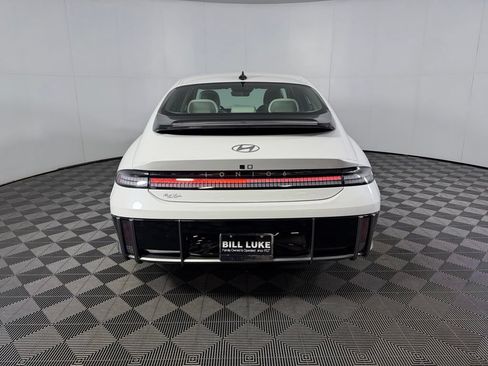 Used 2025 Hyundai Ioniq 6 SEL RWD image 9